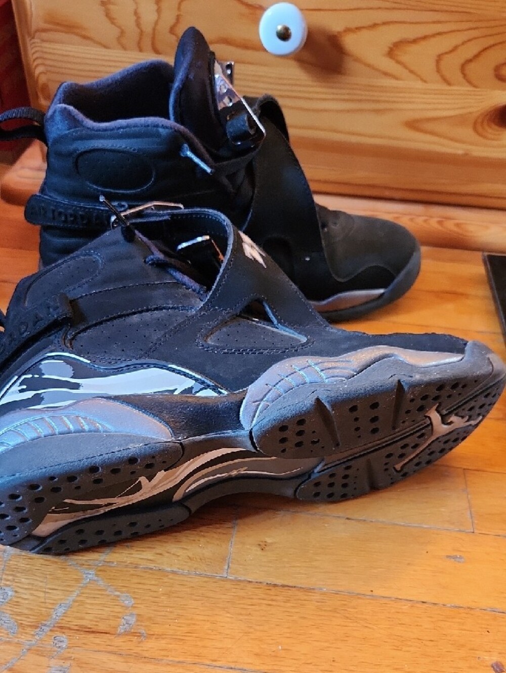 Jordan Retro 8 - Picture 2 of 9